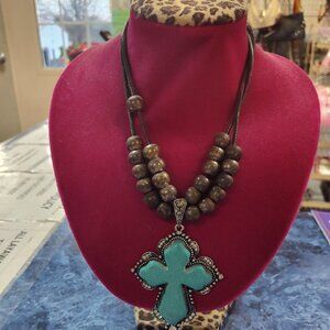 Ladies Fashion Necklac